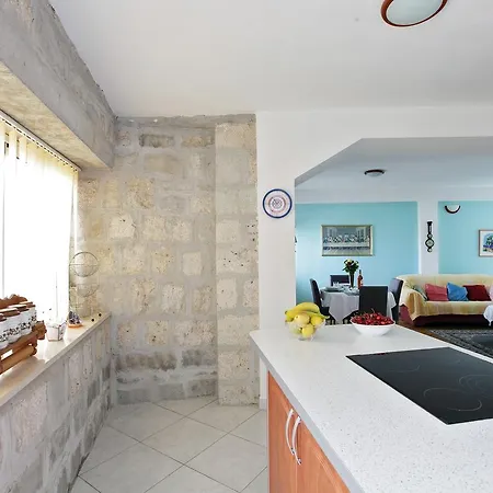 Stone Rea Holiday home